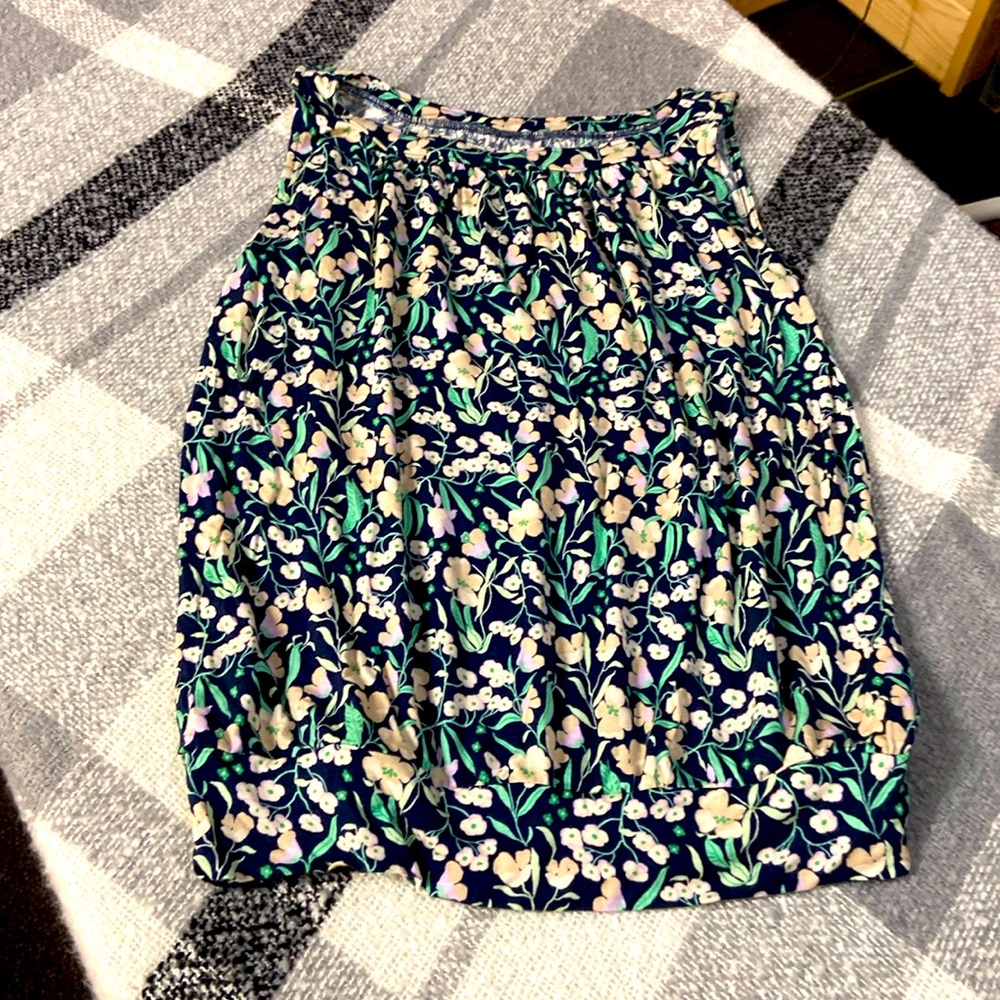 Loft tank top. Size m